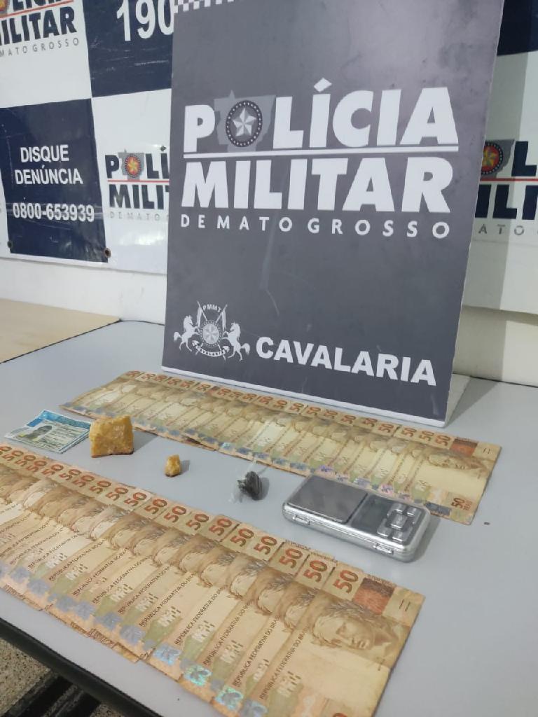 Cavalaria fecha boca de fumo apreende drogas e R 2 mil na capital 2021 05 24 17:07:05