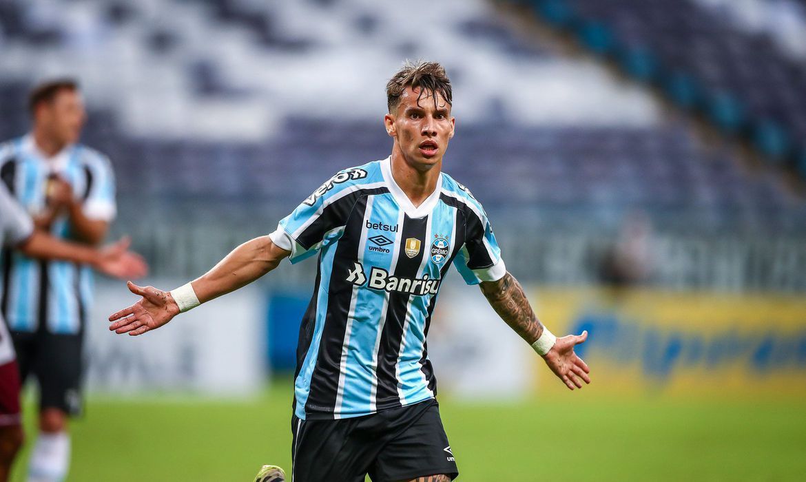Grêmio passa pelo Caxias e vai em busca do tetra no Campeonato Gaúcho