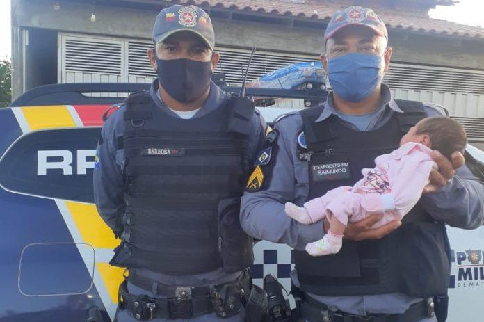 Policiais salvam bebê de nove dias engasgada em Pontal do Araguaia 2021 05 15 20:30:35