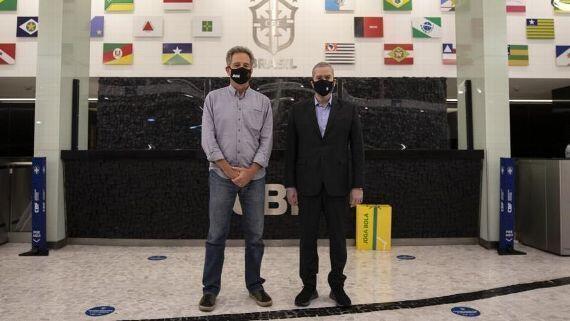 CBF se reune com presidente do Flamengo e anuncia alteração de datas das partidas do clube 2 i 1