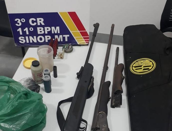 policiais apreendem armas de fogo e identificam vitima de tiro acidental