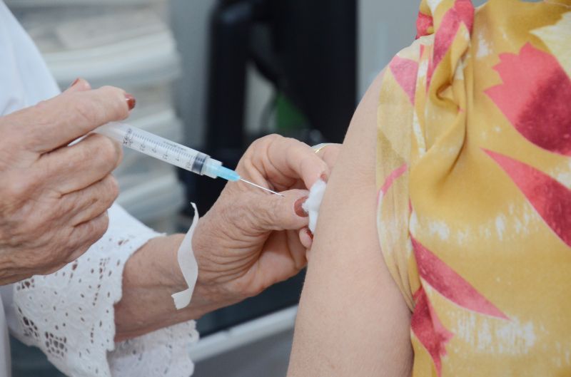 motoristas do transporte coletivo rodoviario e urbano comecam a ser vacinados contra a influenza