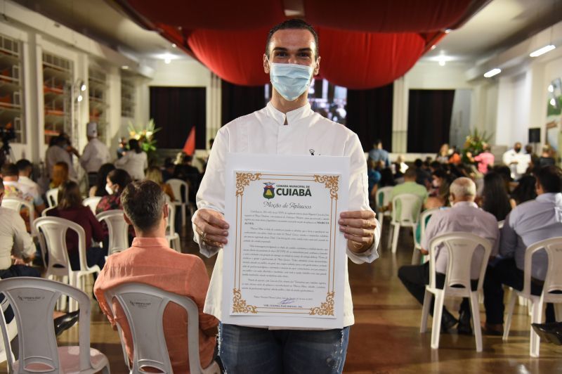 prefeitura de cuiaba promove homenagem aos profissionais da gastronomia