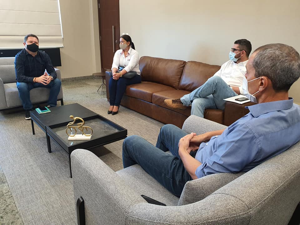 Empresário visita Lucas do Rio Verde com objetivo de implantar indústria têxtil 2 199025210 4305261426192797 992429723395044079 n