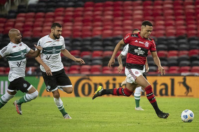 Análise: Evolução do time do Flamengo passa diretamente pelas atuações de garotos da base 2 51251947021 c7dcc096f5 c