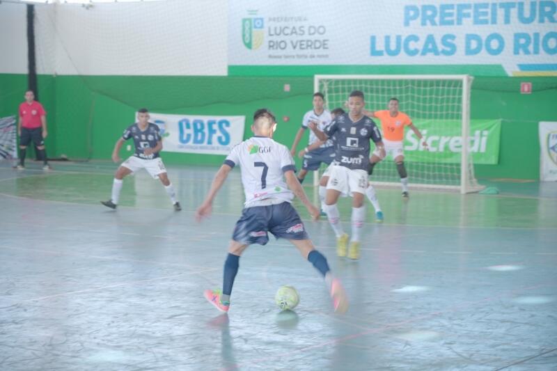 estrutura esportiva do municipio e destaque durante competicao de futsal