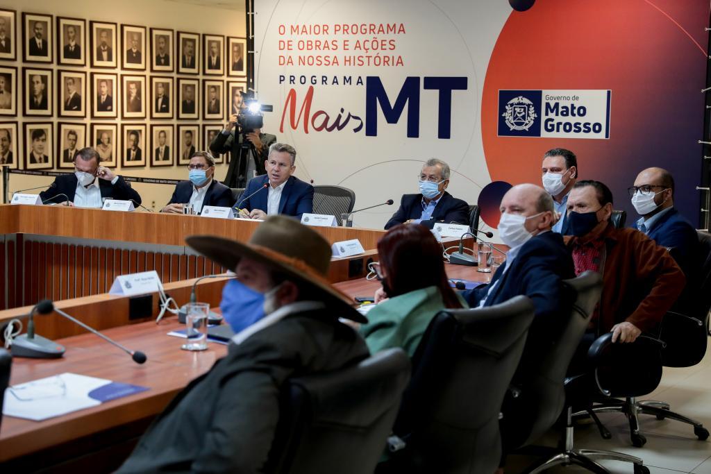 governador apresenta resultados de dois anos e meio de gestao para a bancada federal