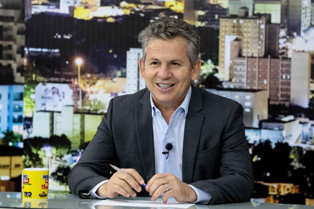 governador no segundo semestre vamos ter 1500 km de rodovias sendo asfaltadas nenhum estado chega perto disso”