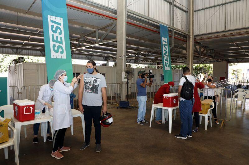 novo polo de vacinacao e aberto em cuiaba no distrito industrial