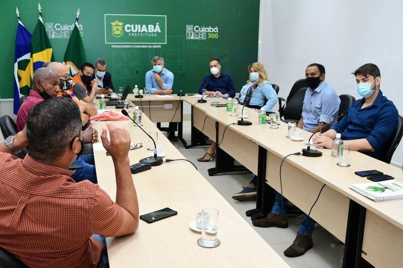 prefeitura de cuiaba debate planejamento e reforcara acoes para combater queimadas