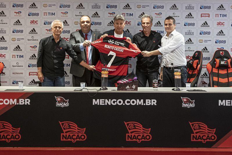 Renato Gaúcho é apresentado no Flamengo: "Falei que tinha esse sonho e hoje estou realizando" 2 51307212308 4ae0d7e0f3 c