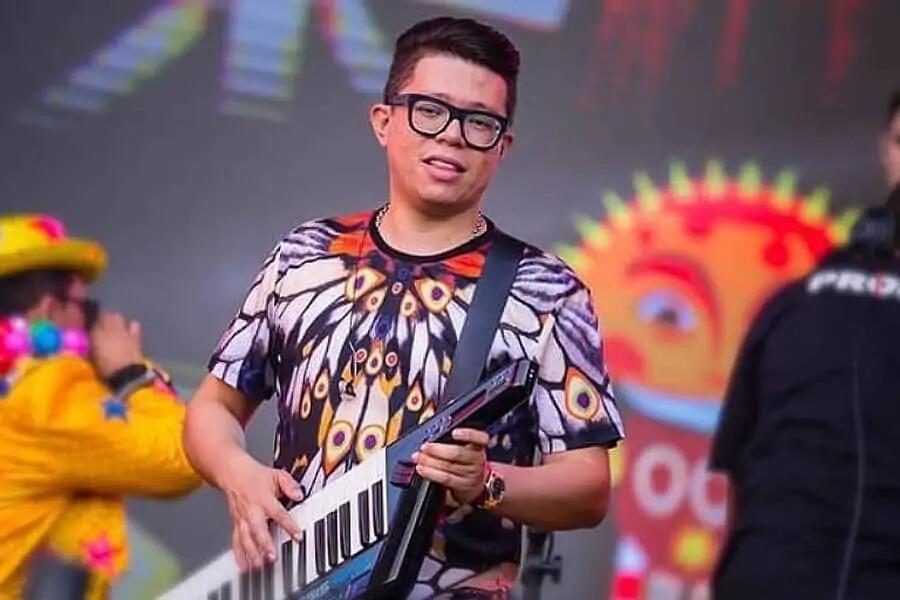 DJ Ivis tem seus maiores sucessos retiradas do Spotify e Deezer 2 DJ Ivis