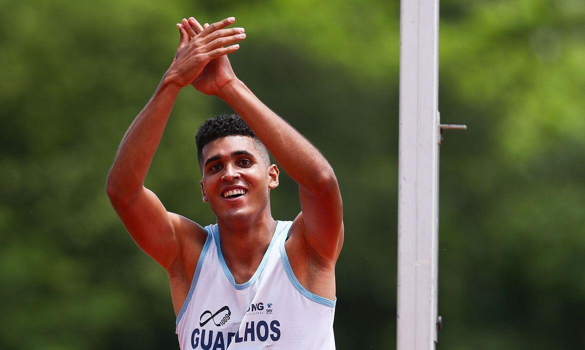 com sobrenome de peso no atletismo thiago moura vai a olimpiada