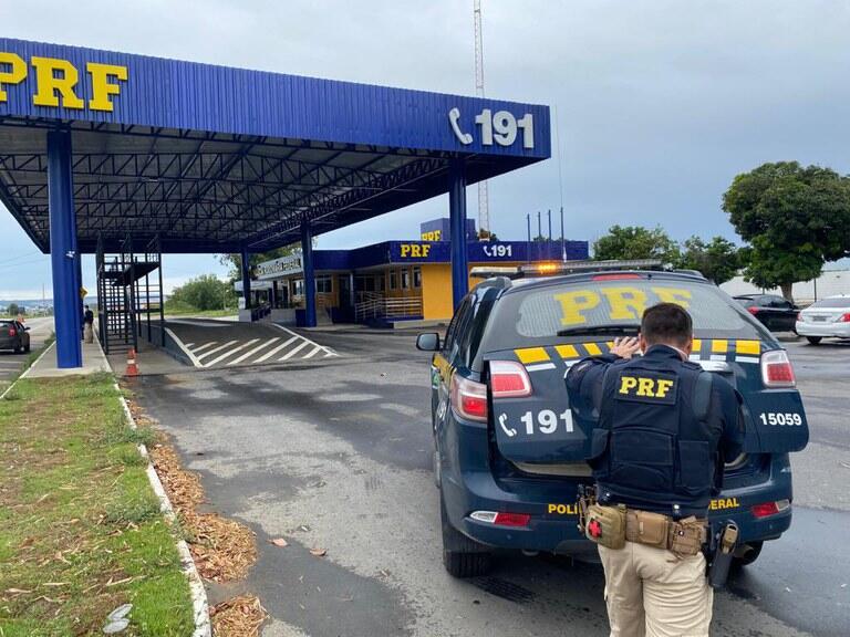 em floriano pi prf cumpre mandado de prisao preventiva na br 230 e prende homem acusado de descumprir medidas protetivas de urgencia pela lei maria da penha