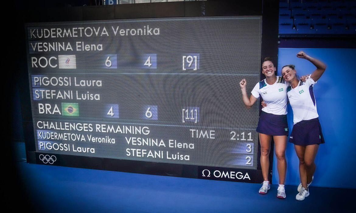 em virada historica stefani e pigossi ganham bronze inedito no tenis