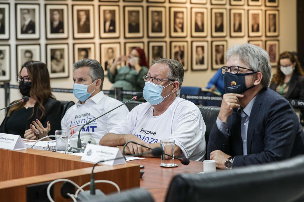 governo de mt vai destinar r 65 milhoes para que municipios acelerem imunizacao