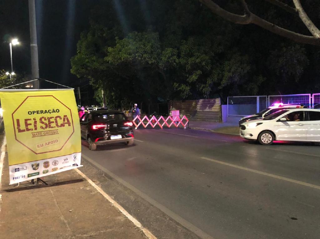 operacao lei seca flagra quatro motoristas embriagados e seis dirigindo sem habilitacao em vg