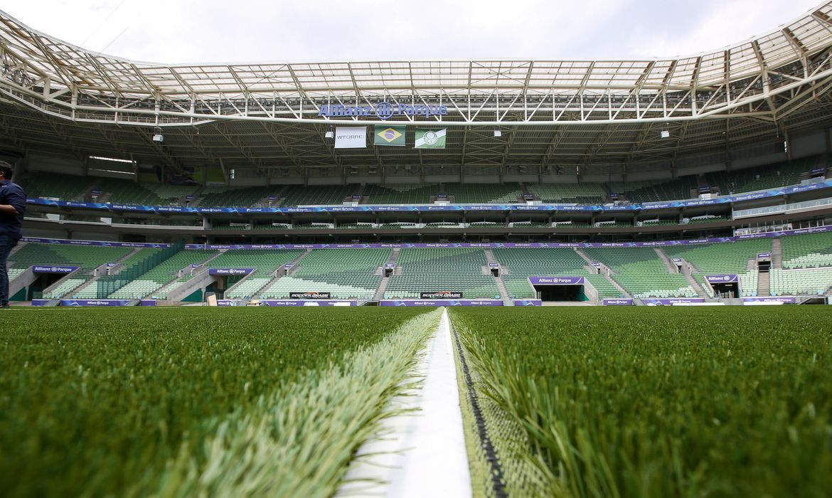 palmeiras e fluminense duelam no brasileiro com promessa de equilibrio