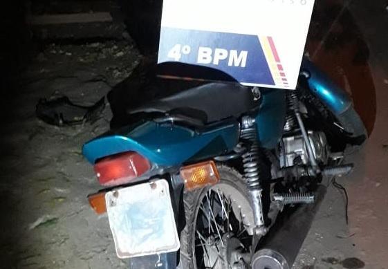 pm apreende moto adulterada e descobre motociclista sem habilitacao