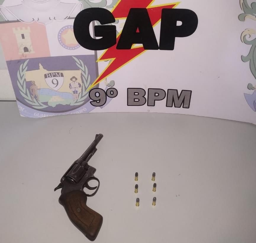 policiais apreendem revolver e pescado fora de medida na capital