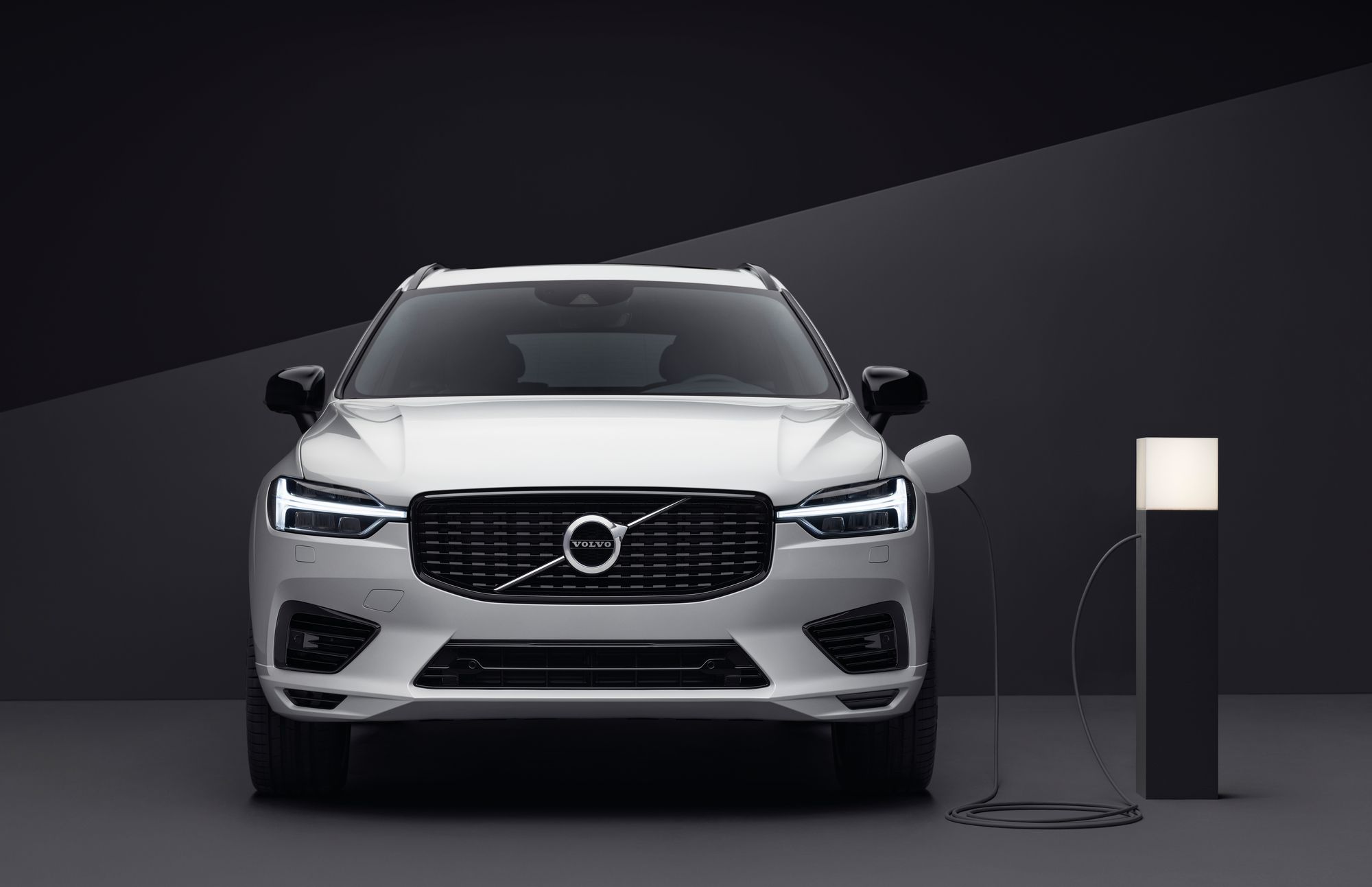 Volvo XC60 Recharge é o SUV que combina com qualquer garagem5