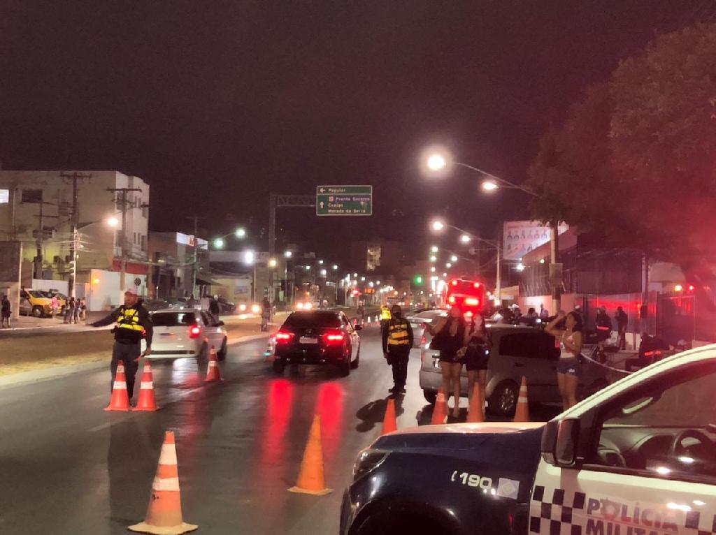 dez motoristas sao presos por embriaguez ao volante durante lei seca