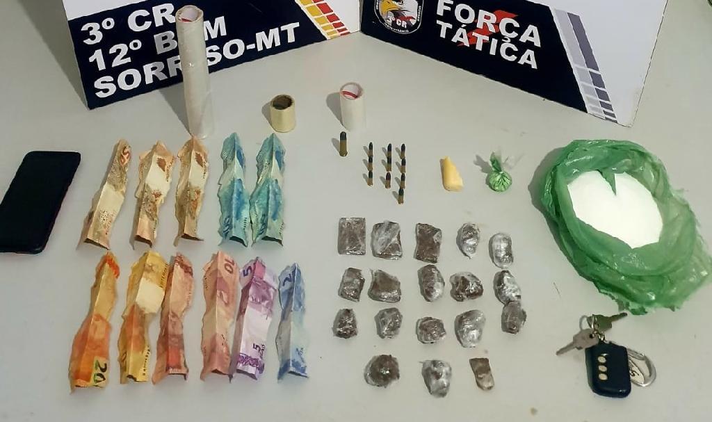 forca tatica prende jovem vendendo droga em conjunto residencial