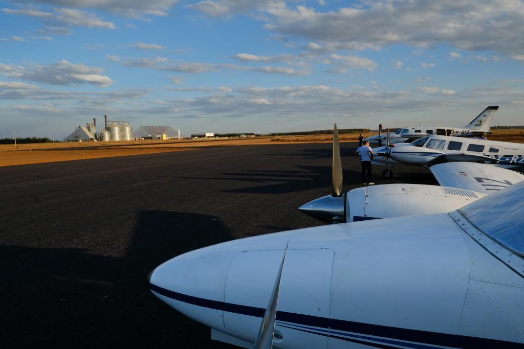 governo institui programa de investimentos na infraestrutura dos aerodromos de mt