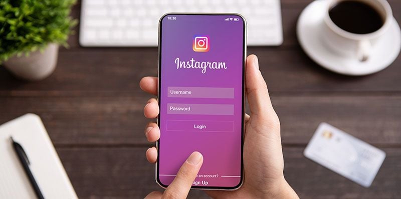 instagram login error