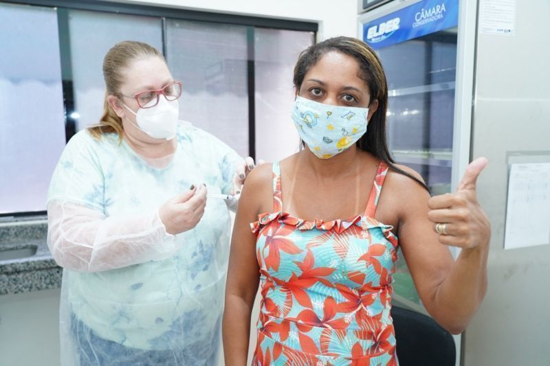 luverdenses sao vacinados contra a gripe em mutirao de imunizacao