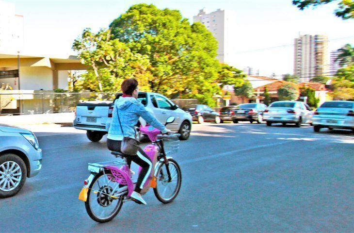 mato grosso do sul mobilidade sustentavel dicas do bpmtran para pedalar uma bicicleta eletrica em seguranca