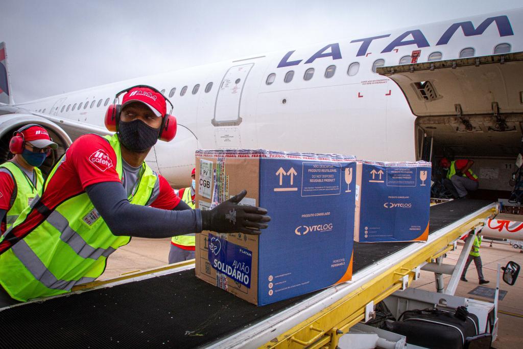 mato grosso recebe 84 720 doses de vacina contra a covid 19 neste sabado 14