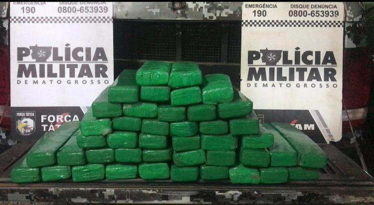 rotam intercepta jovem com 43 tabletes de maconha em cuiaba