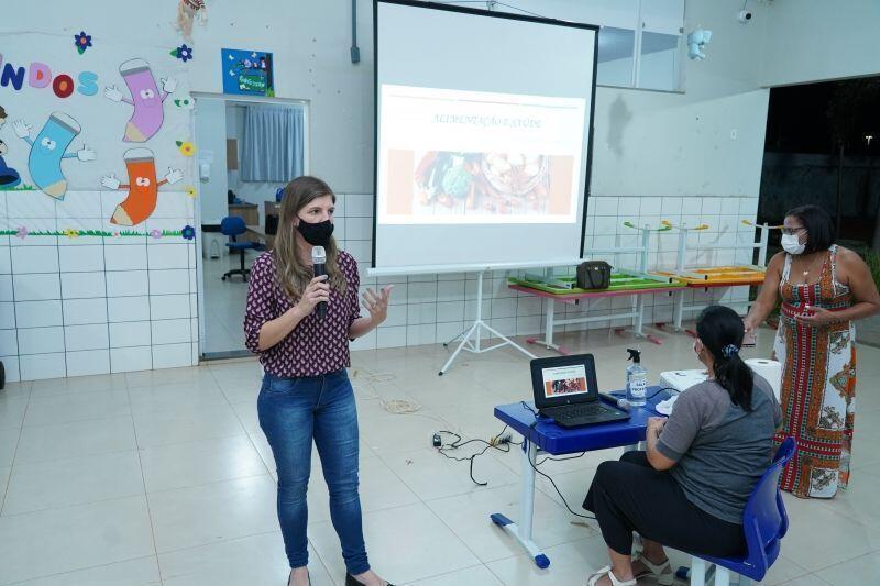 semana do bebe palestra sobre alimentacao saudavel mobiliza pais e responsaveis