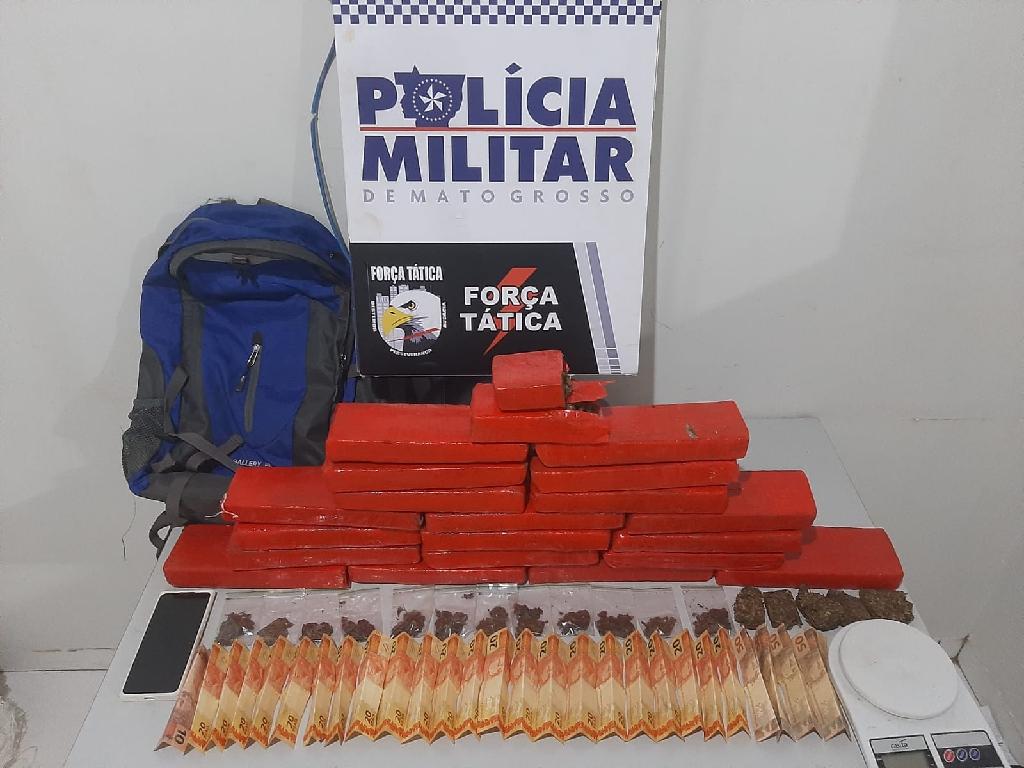 em poucas horas forca tatica apreende 18 kg de maconha em tangara de serra