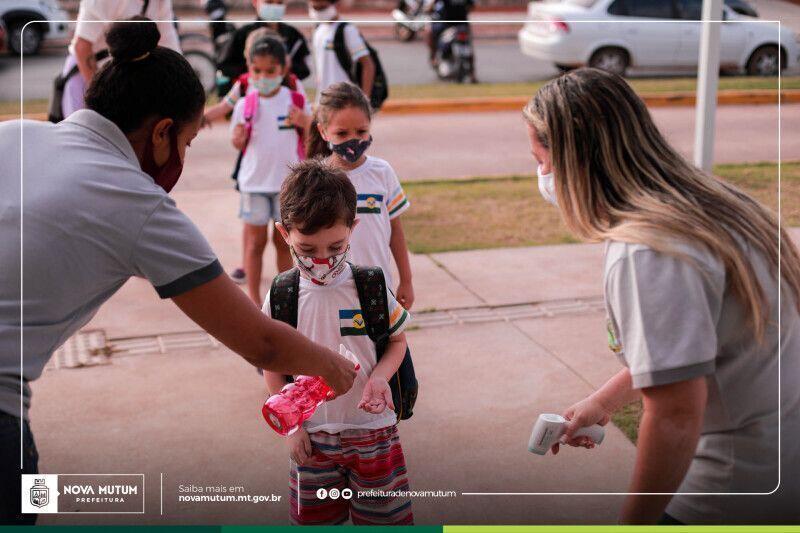 escolas da rede municipal de ensino retornam as atividades 100 presenciais