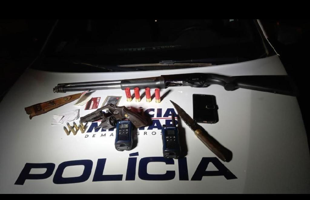 pm prende quadrilha e apreende armas de fogo apos sequestro e tortura a mulher em sinop