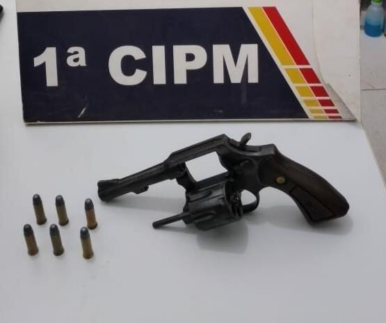 pm prende tres pessoas com revolver carregado em frente a resort na lagoa do manso