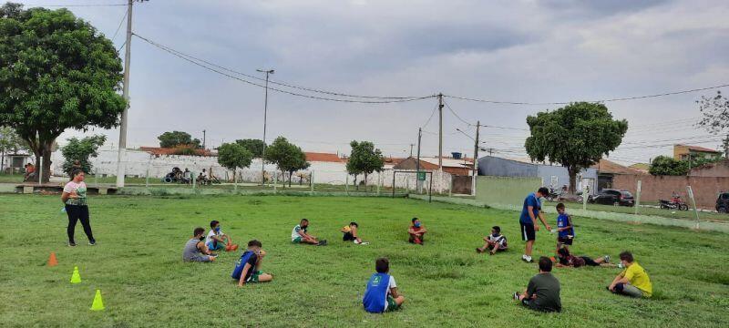 cuiaba retoma as atividades do programa bom de bola bom de escola para cerca de 400 estudantes