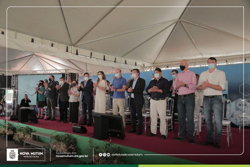 prefeito leandro felix inaugura laboratorio de pesquisa com foco no desenvolvimento da regiao