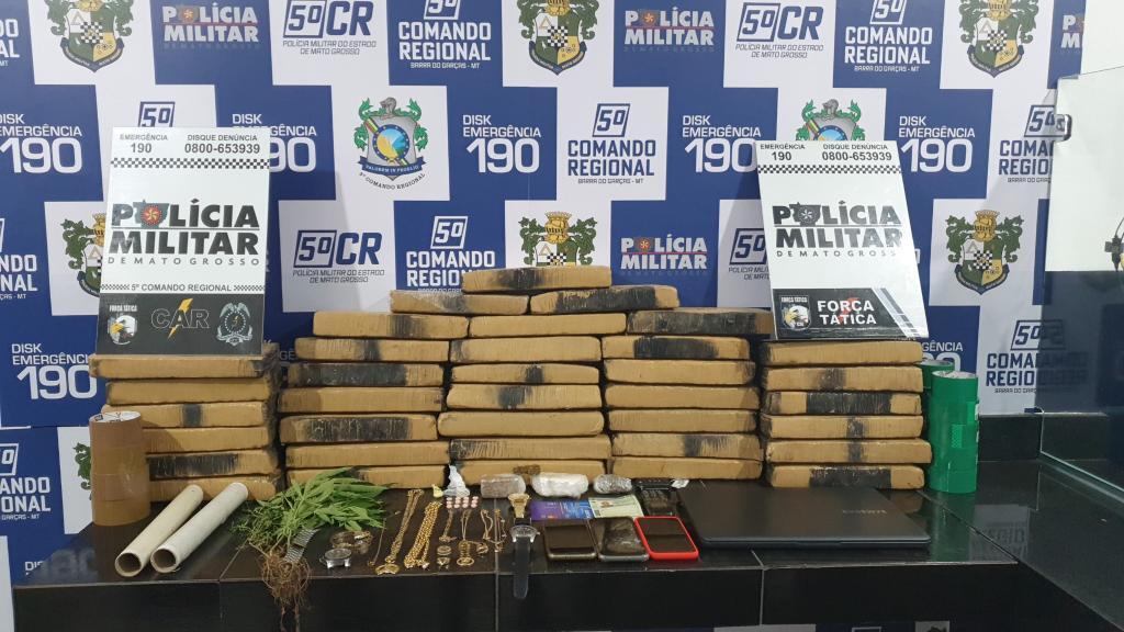 foragido da justica e esposa sao presos com 35 kg de maconha ecstazy e cocaina