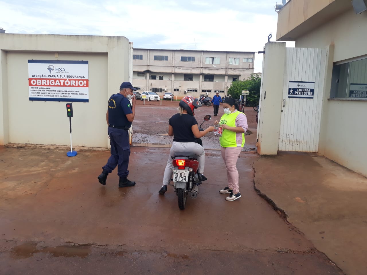 guarda civil faz blitz educativa aos colaboradores de hospital de sinop