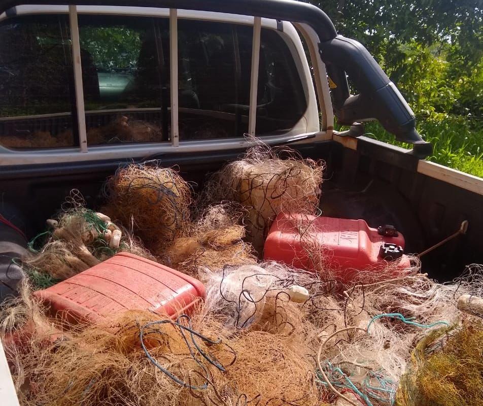 sema de barra do garcas apreende mais de 50 redes de pesca no rio araguaia