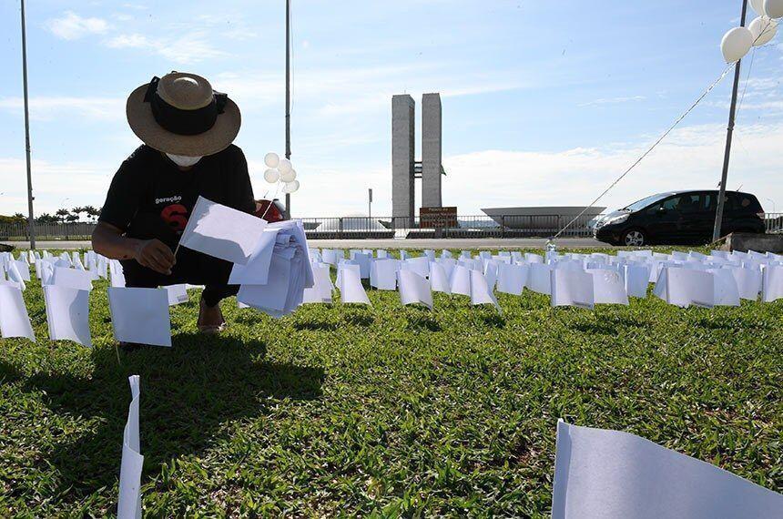 senado pode votar na quarta projeto que institui dia em homenagem as vitimas de covid 19