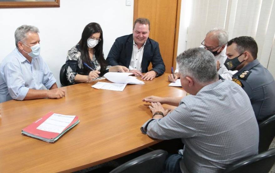 sesp mt assina convenio para instalacao de videomonitoramento em jaciara