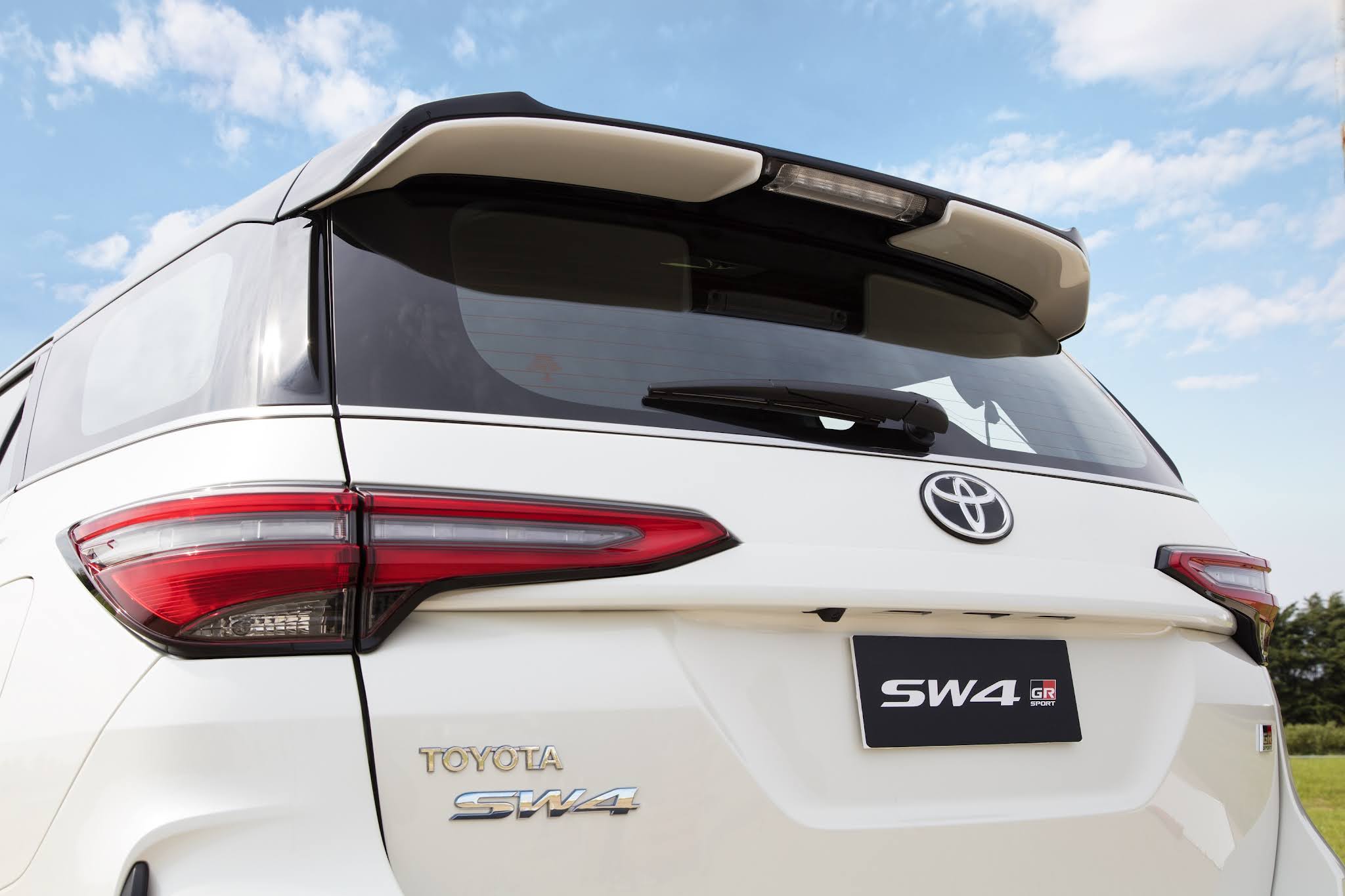 Toyota SW4 GR S 2022 10