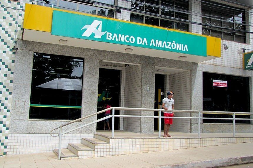 bolsonaro sanciona lei que libera recursos para banco da amazonia e acoes contra a seca