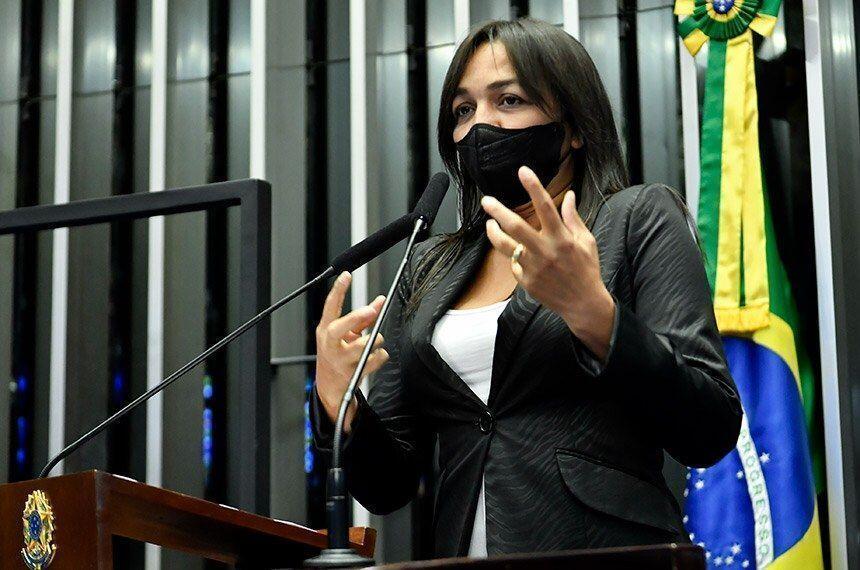 eliziane defende projeto que assegura presenca feminina em qualquer comissao do senado