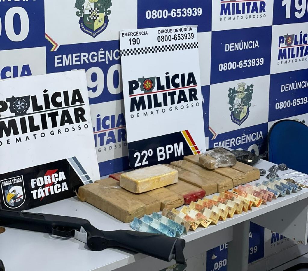 forca tatica apreende 9 kg de maconha e prende suspeito por trafico de drogas