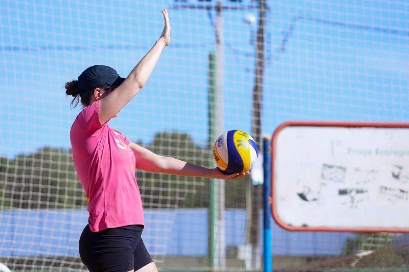 mais de 30 equipes participam do primeiro open volei de praia